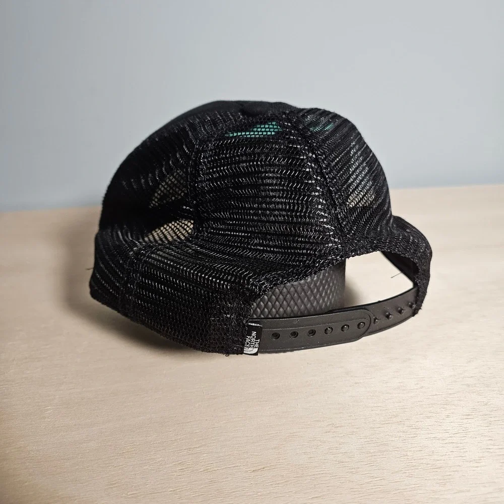 The North Face Trucker‎ Hat Unisex OS Black Mesh Snapback Logo Cap